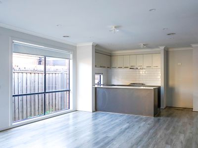 12 Kilcunda Drive, Truganina