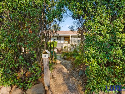 3 Longworth Place, Holt