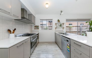 23 Monica Way, Beaconsfield