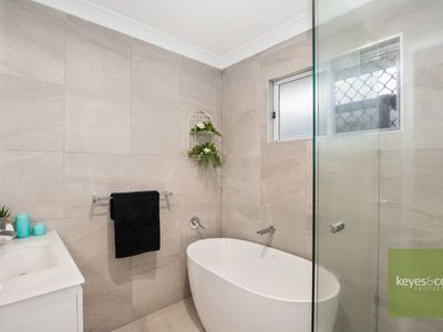 5 Power Court, Jensen