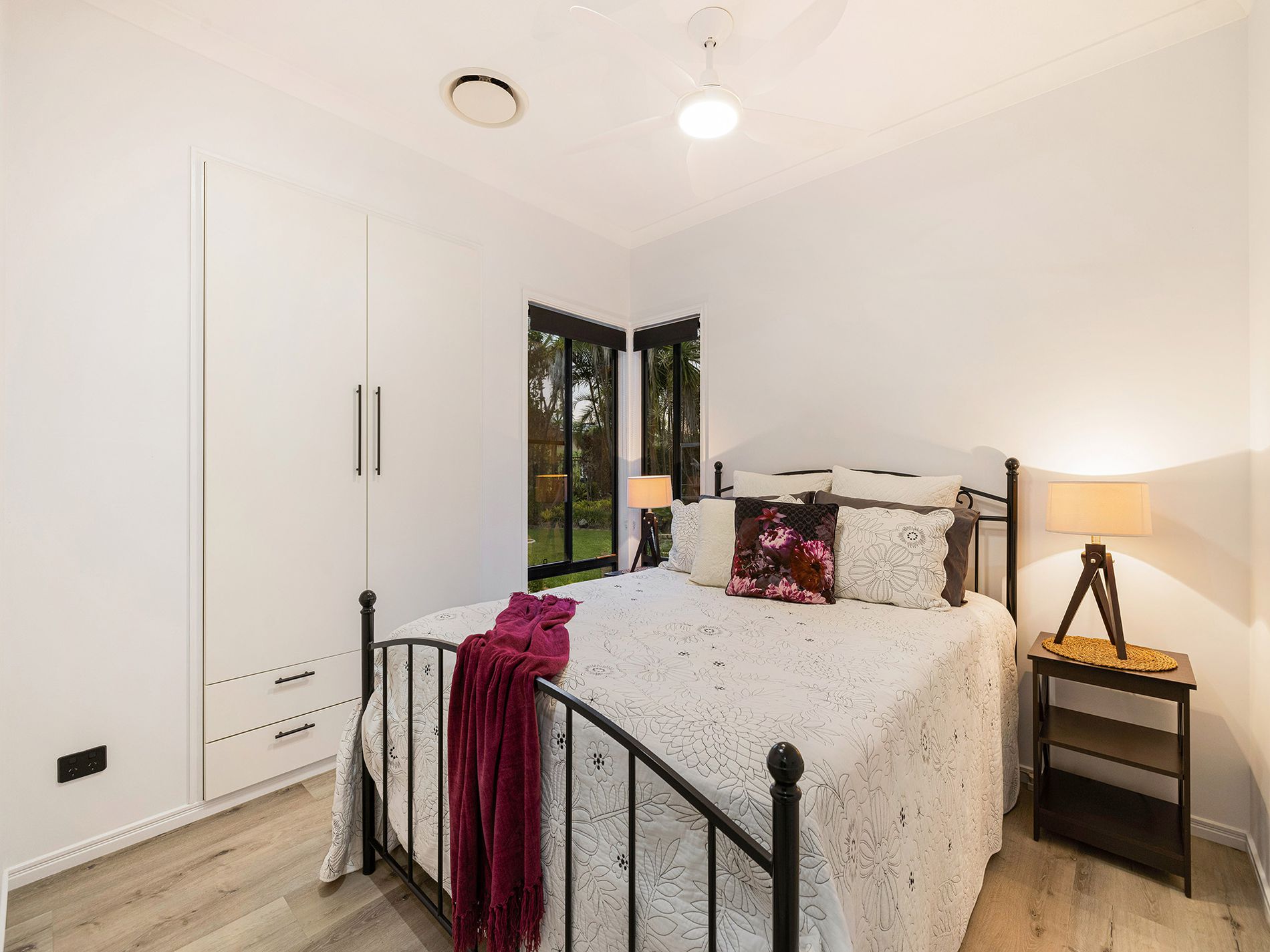 37 Endeavour Bark Drive, Glass House Mountains