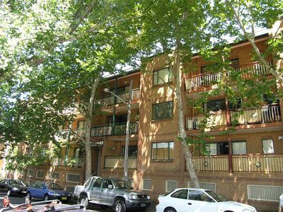 30 / 9 Nickson Street, Surry Hills