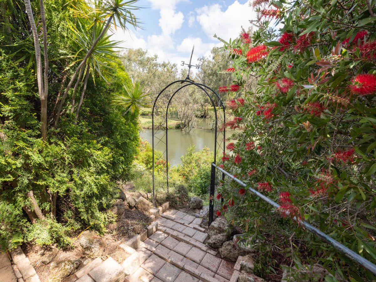 5 Amarina Close, Kenwick