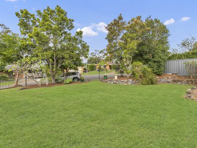 5 Parwan Close, Riverhills