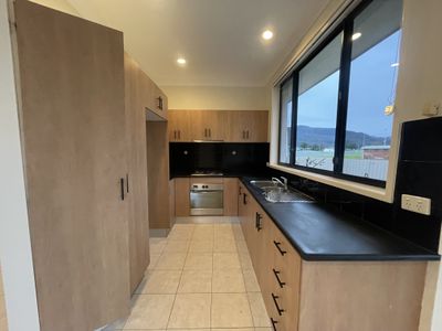 10B Guest Avenue, Fairy Meadow