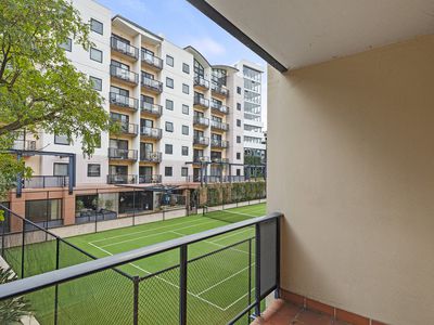 11 / 110 Mounts Bay Road, Perth