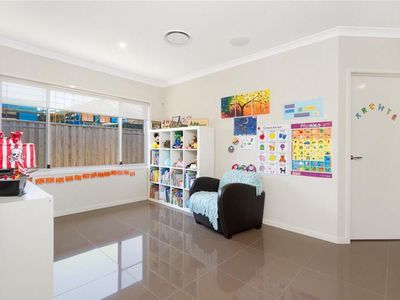 25 English Place, Rochedale