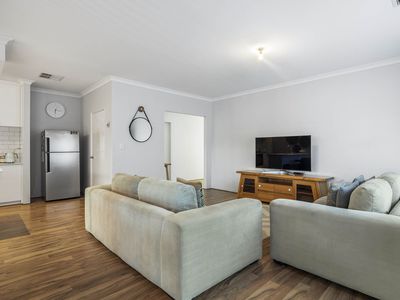 16 Balivanich Loop, Seville Grove