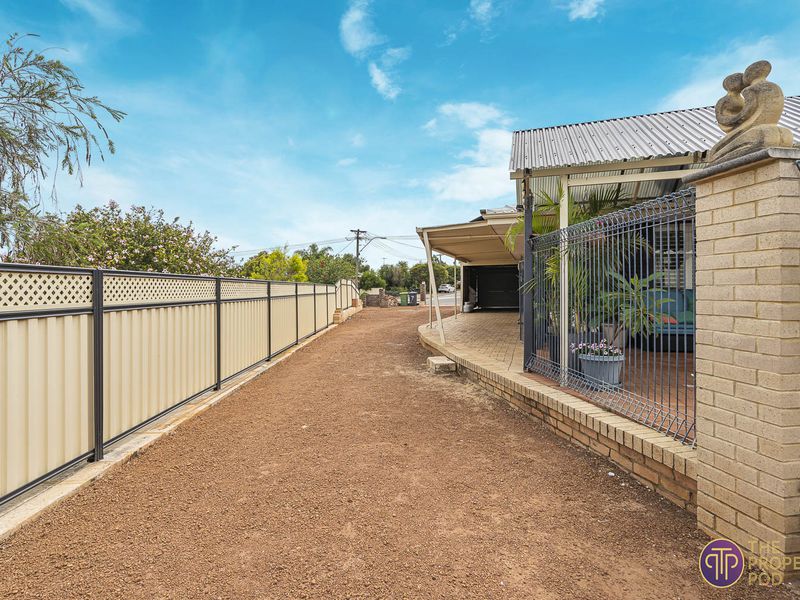 7 Ashley Drive, Kelmscott