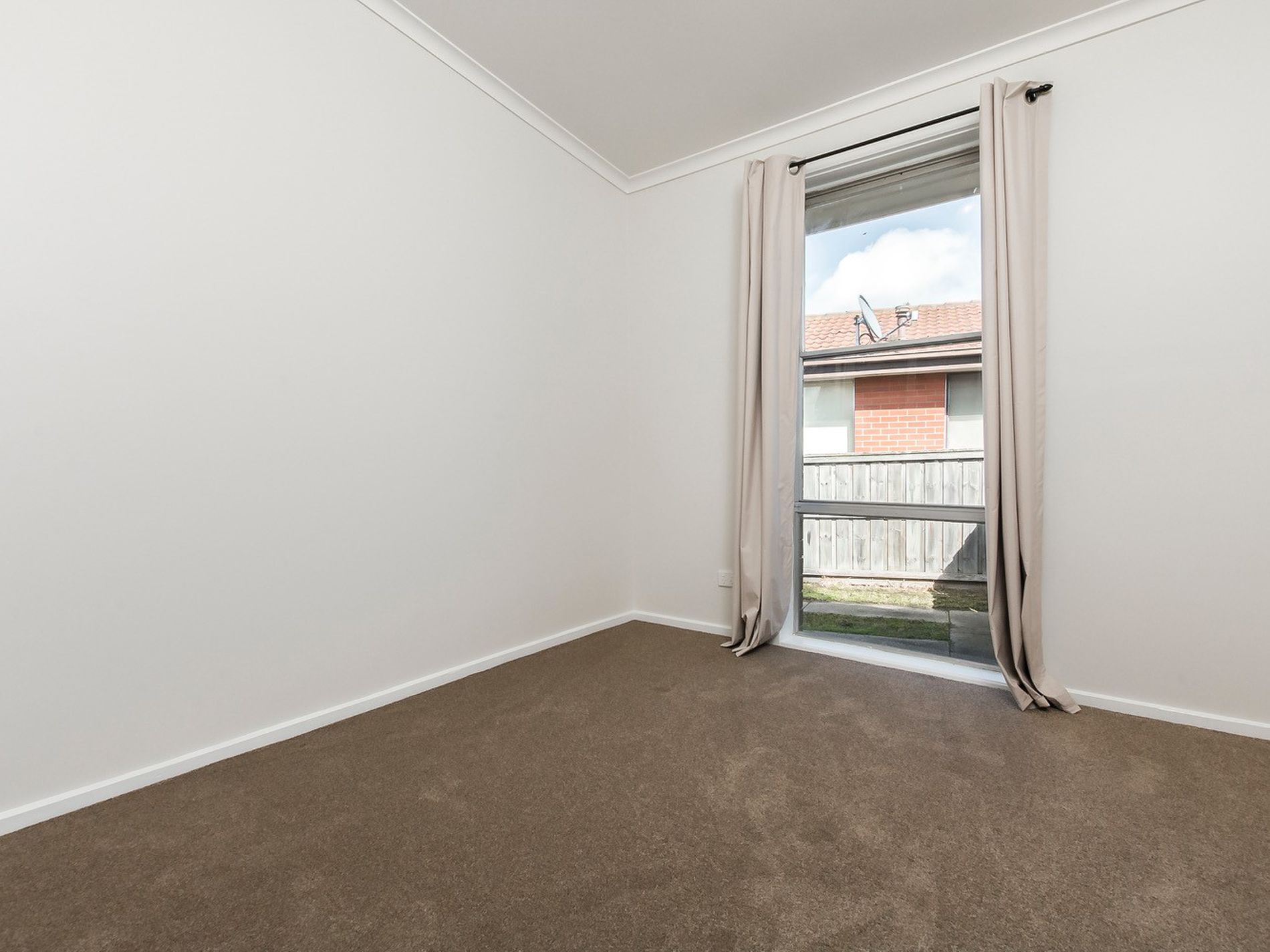 38 Carmarthen Drive, Corio