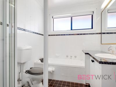 15 Beavis Place, Llanarth