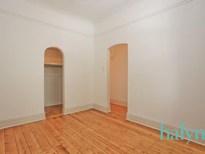 8 Lawrence Avenue, West Perth