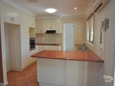 18 Page Avenue, Dubbo
