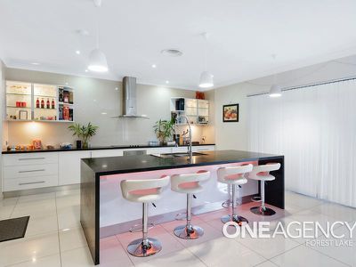 8 Armisfield Street, Doolandella