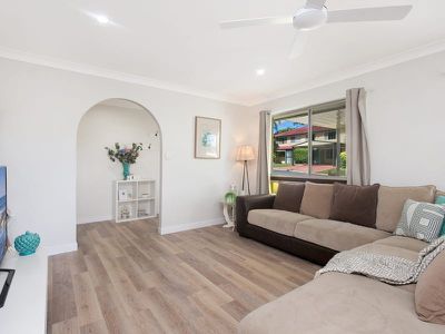 12 Landsborough Street, Rochedale South