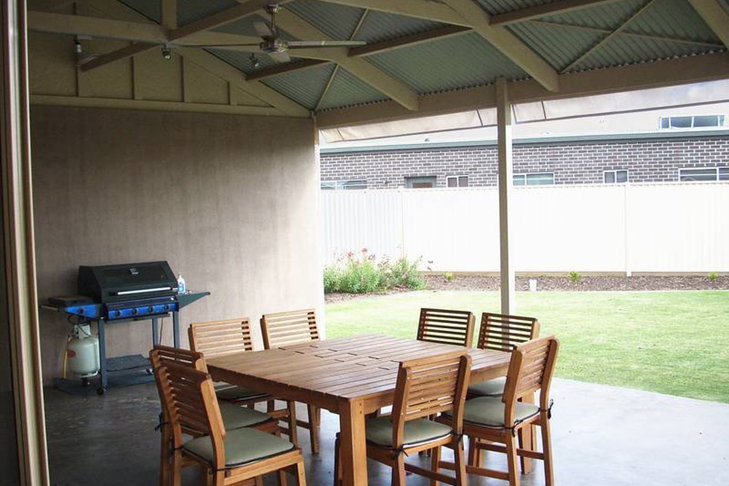 2 Atkins Court - For Rent, Horsham