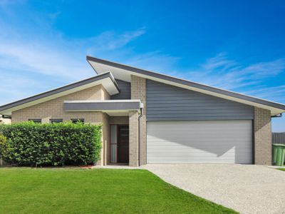 14 River Run Circuit, Ormeau Hills