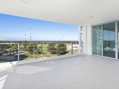 406 / 3 Grand Court, Fairy Meadow