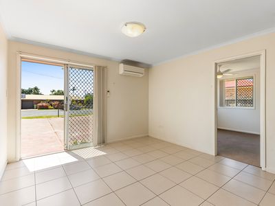 1/23 Winstanley Court, Newtown