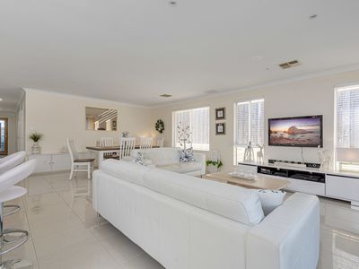 24 Spiral Flag Road, Yanchep