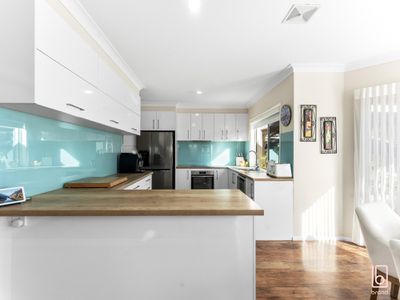 8 Myrtle Terrace, Hamlyn Terrace