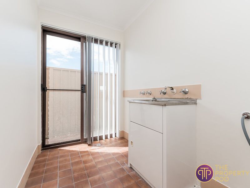 12 Mercer Road, Riverton