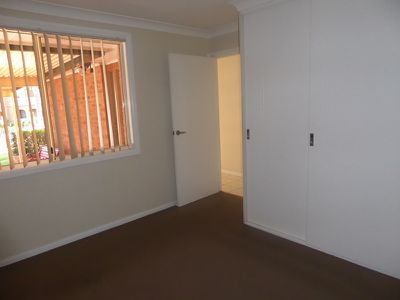 2 Derwent Place, Bossley Park