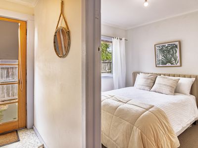 6697 Channel Highway, Deep Bay