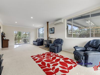 12 Bunderra Drive, Beechwood