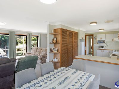 11 Old Highway, Narooma