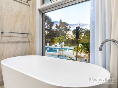 131-133 Townsvale Drive, Woodhill