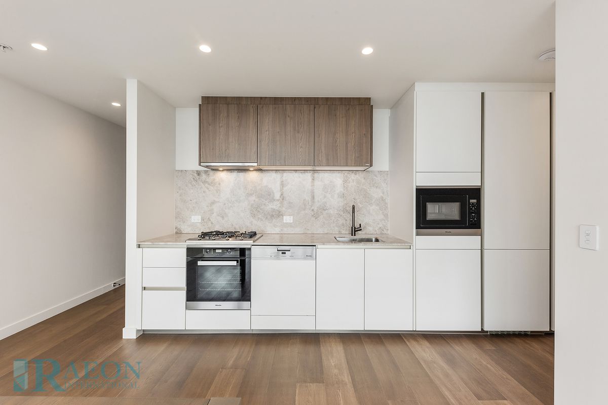 3204 / 23 MacKenzie Street, Melbourne