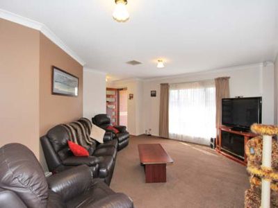 32 Cavalier Crescent, Boulder