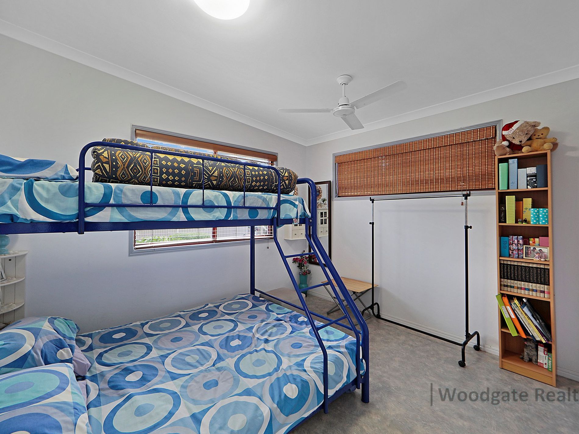 24 ROSELLA WAY, Woodgate