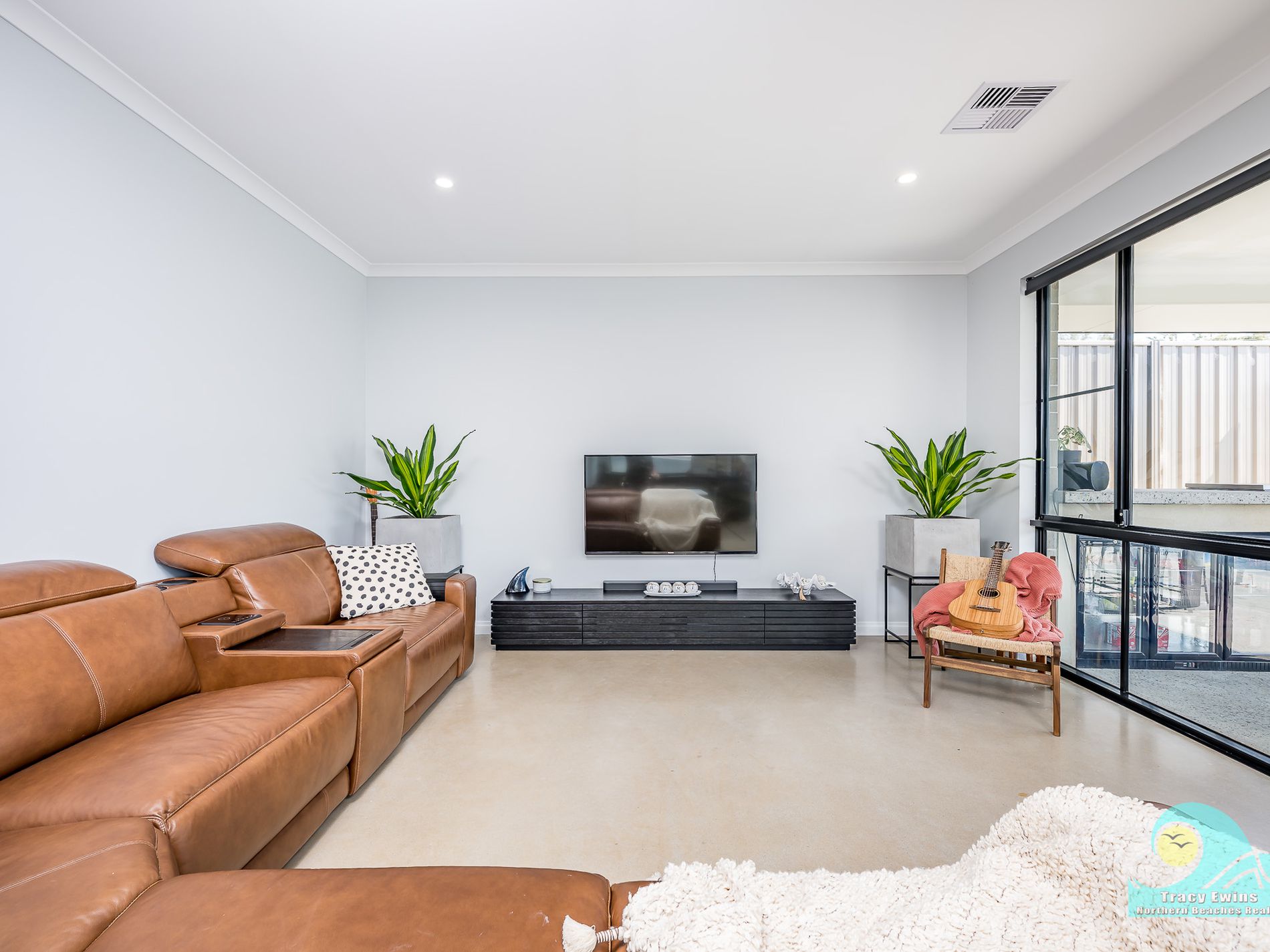 58 BRAZIER ROAD, Yanchep