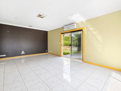 56 Clare Boulevard, Greenvale