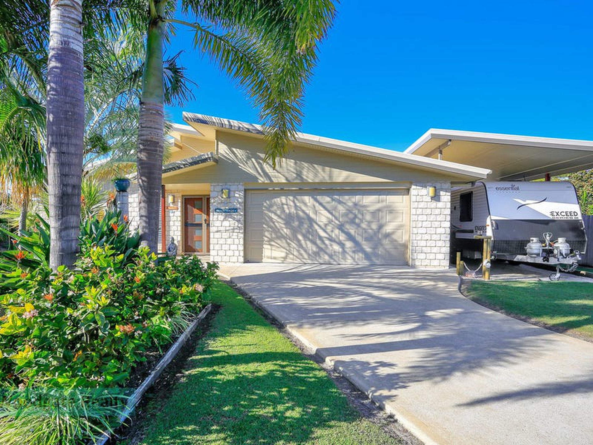 4 Schooner Ct, Woodgate