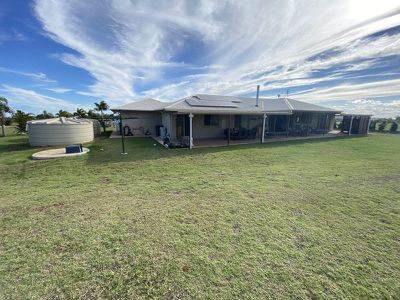 74-76 Rosella Parade, Kingaroy