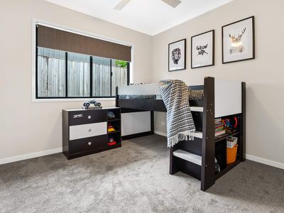 19 Whimbrel Avenue, Upper Coomera
