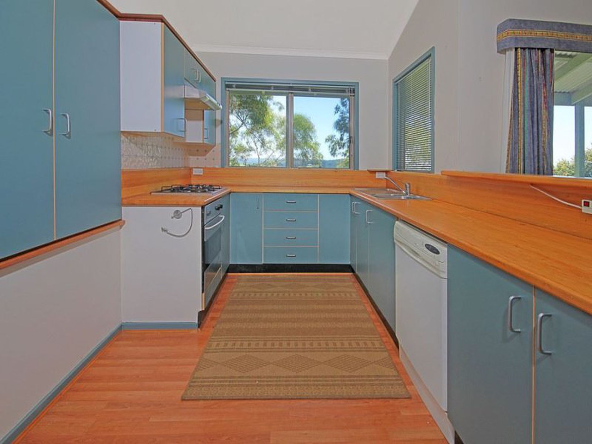 77 Garrads Lane, Milton