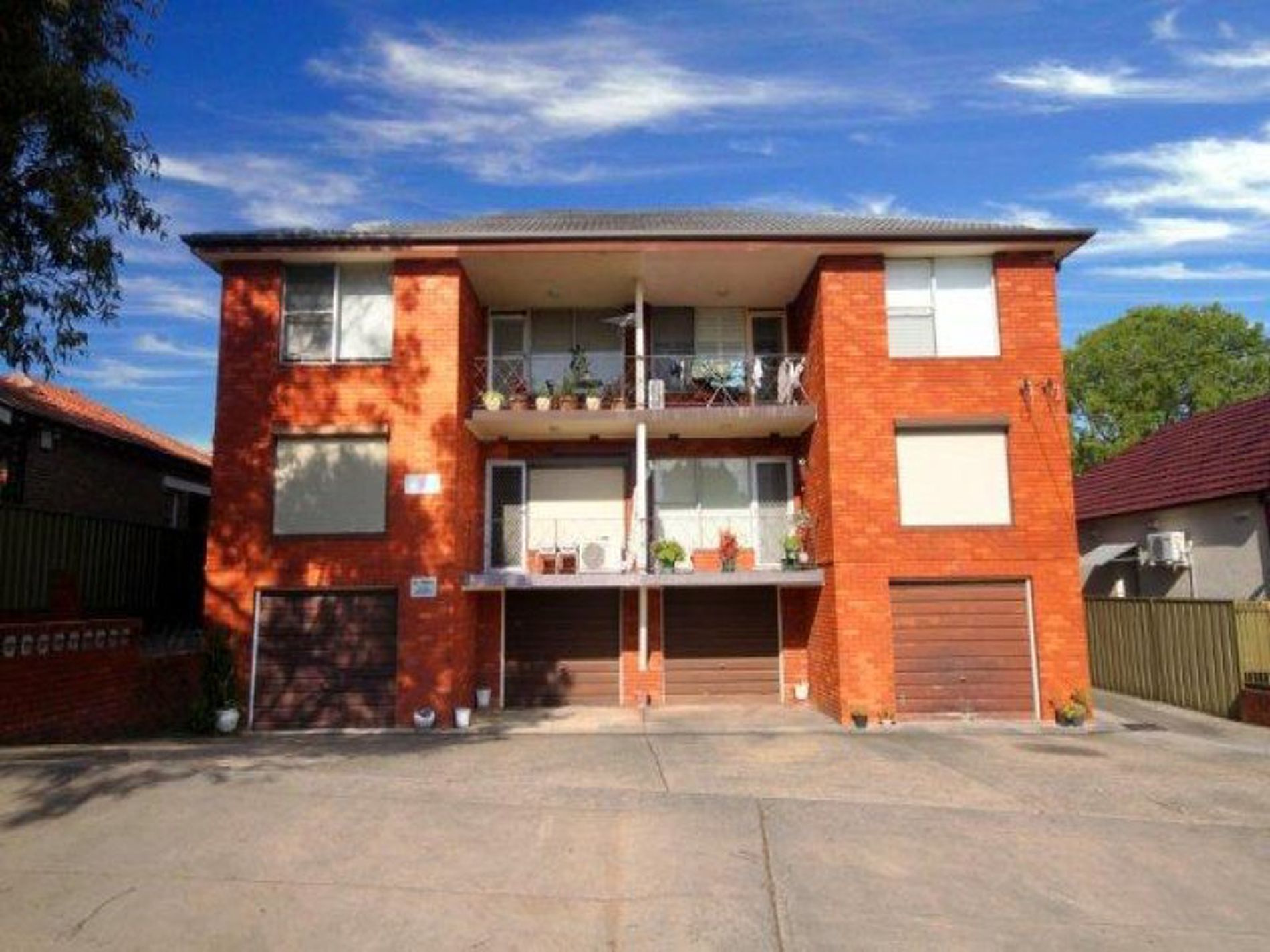 8 / 49 Dennis Street, Lakemba