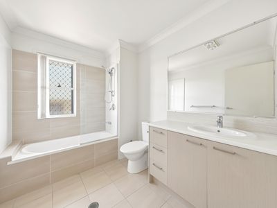 2 / 32 Edgar Street, Northgate