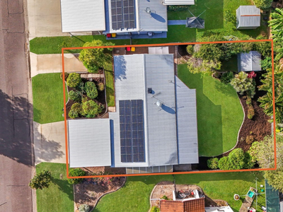 15 Larkspur Crescent, Annandale