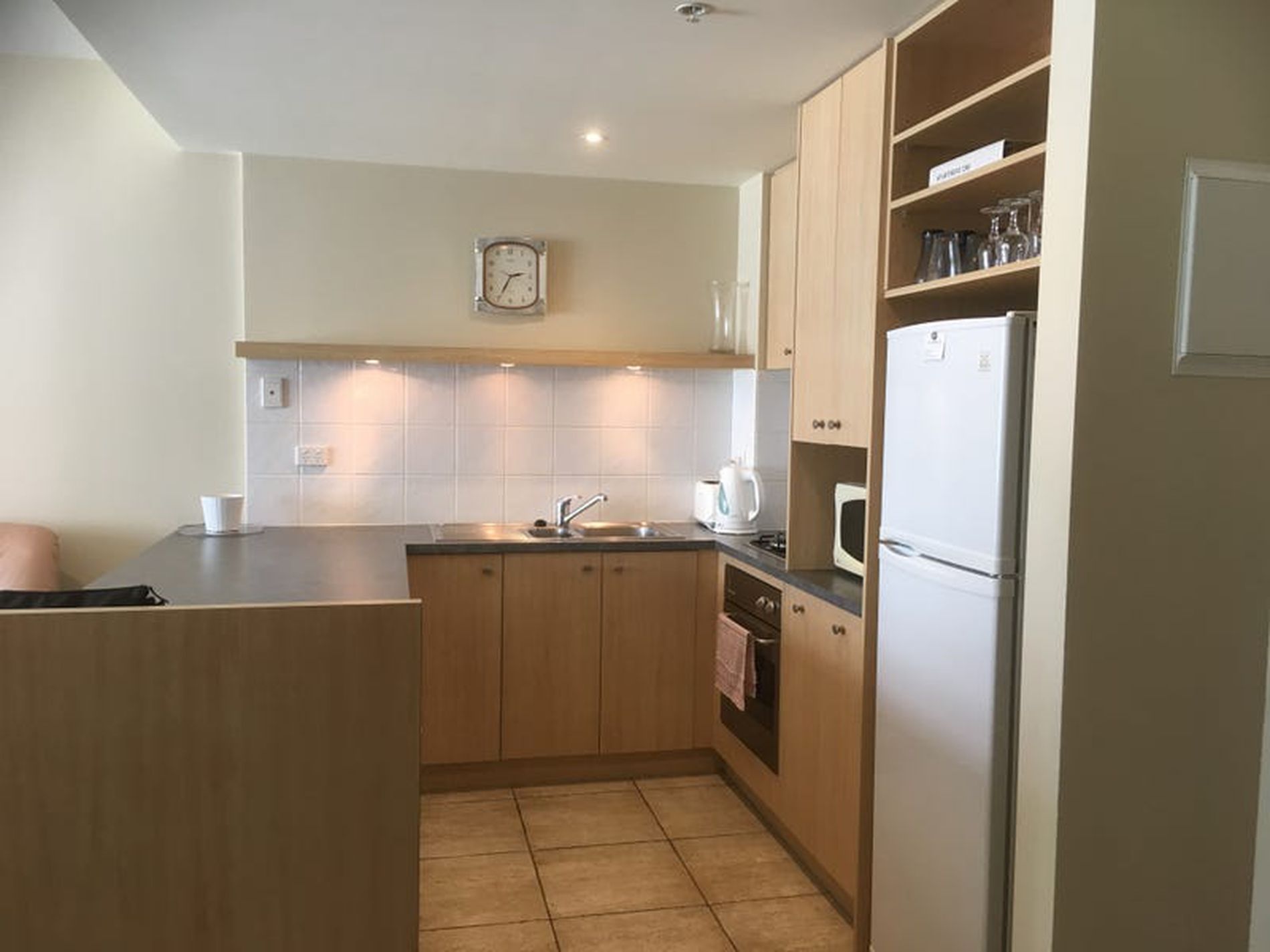 2305 / 2 Yarra Street, Geelong