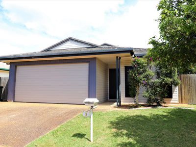 1 Sommerset Drive, Atherton