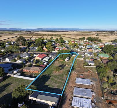 88 Wellington Street, Longford