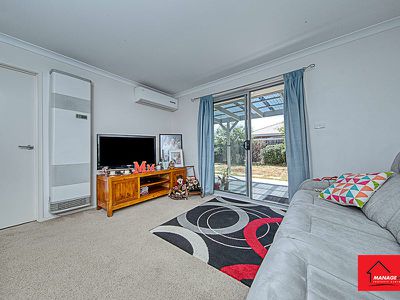 24 Rag Holmes Street, Macgregor