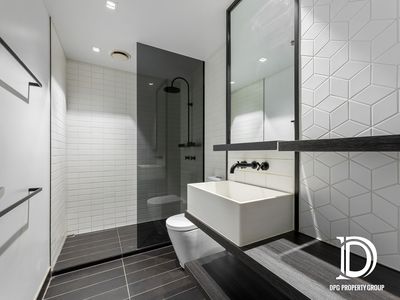 810 / 677 La Trobe Street, Docklands