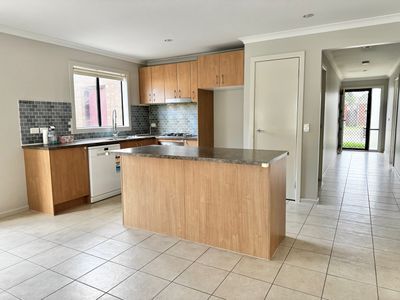 29 Phillip Drive, Wyndham Vale