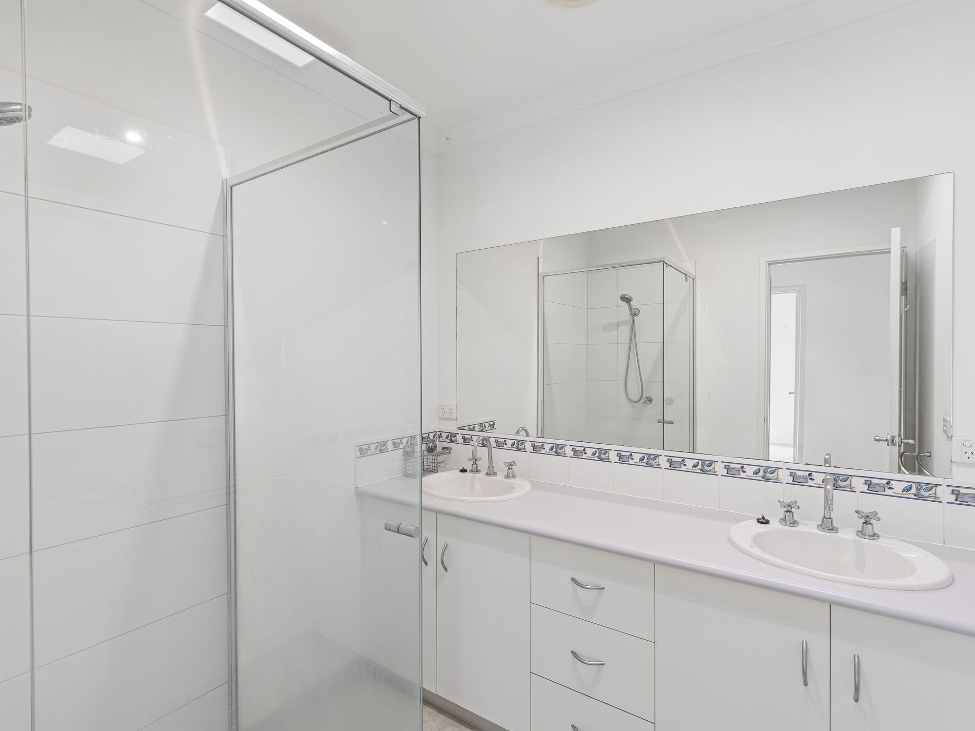 2 Moondara Court, Leopold